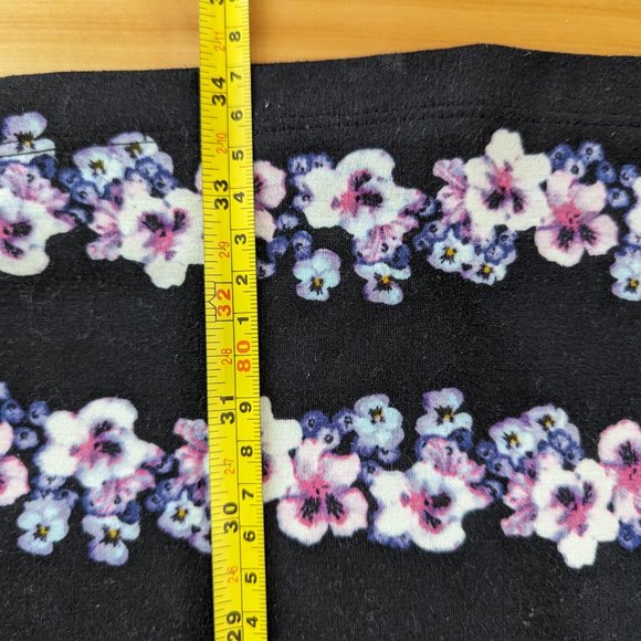 COPY - H&M Floral dress - Picture 9 of 9